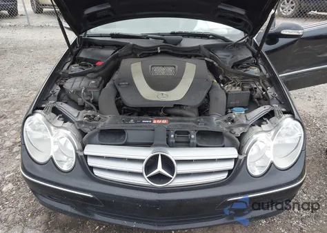 2008 Mercedes-Benz Clk 350 from USA, damaged, VIN WDBTK56F68T098931